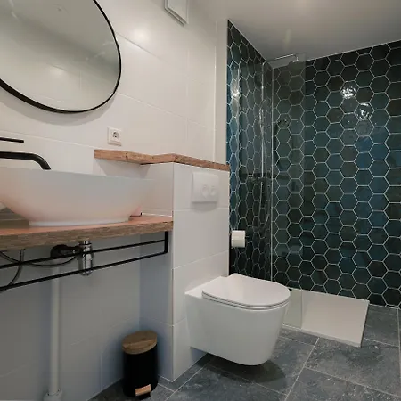 West 26 10 Personen *